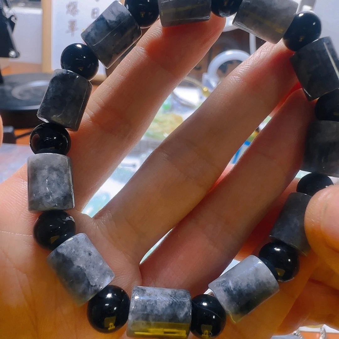 翡翠未镶嵌颈饰翡翠38