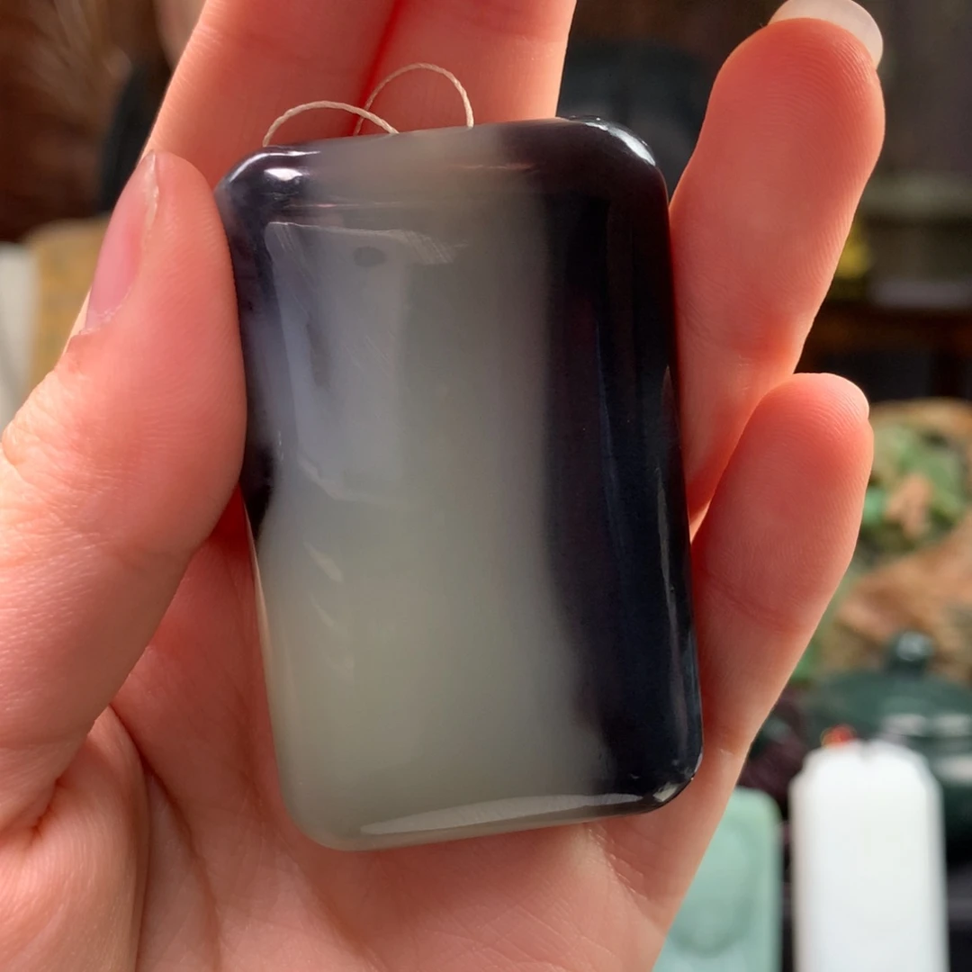 和田玉吊坠未镶嵌