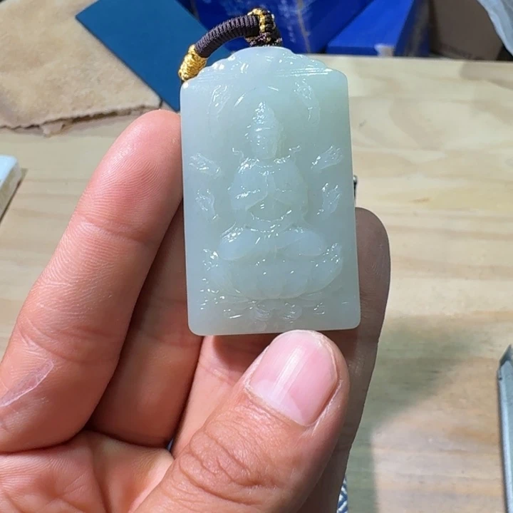 未镶嵌和田玉（糖玉）挂件