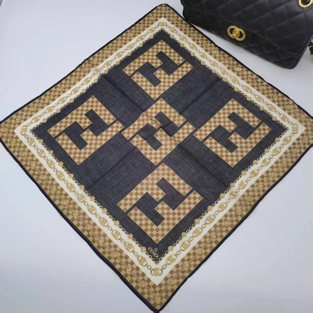 99新 FENDI/芬迪 海囤/芬迪/丝巾/yy07533