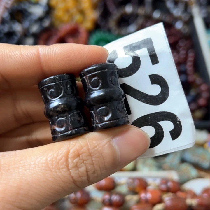 和田玉（糖玉）颈饰未镶嵌