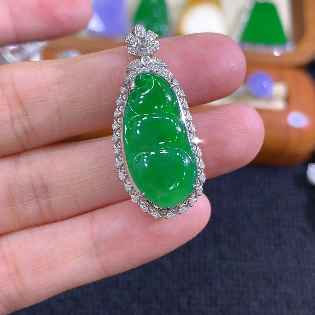 【闪购商品】翡翠18K金镶嵌吊坠(不含链)福豆