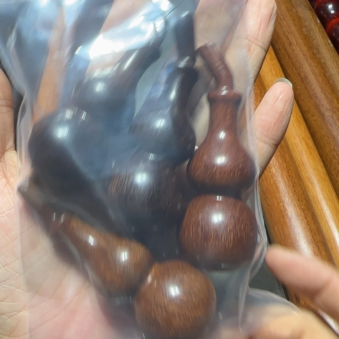 偶***肉金星紫檀小葫芦个