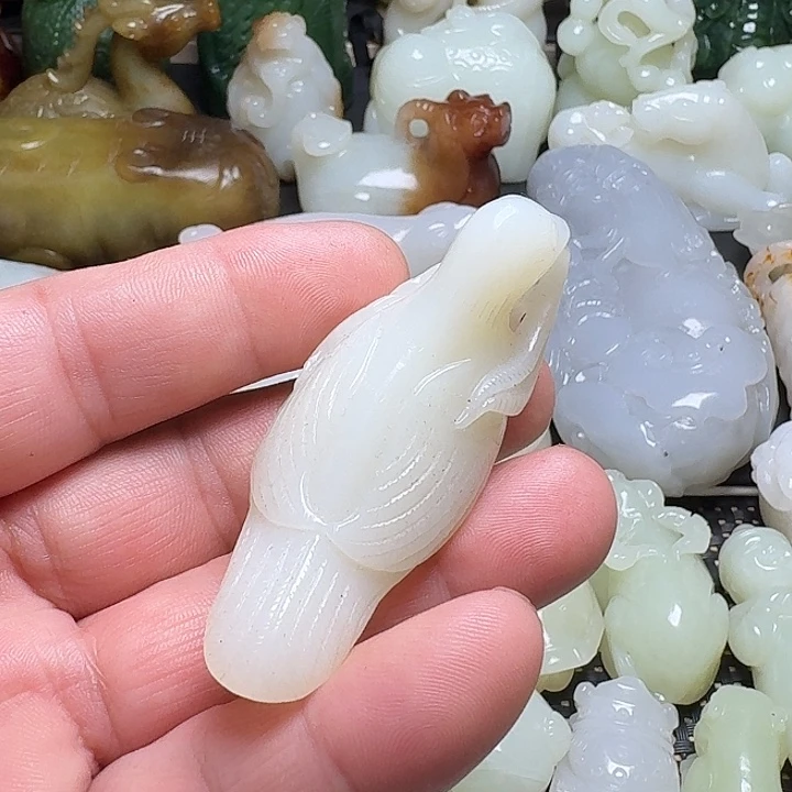 和田玉未镶嵌挂件