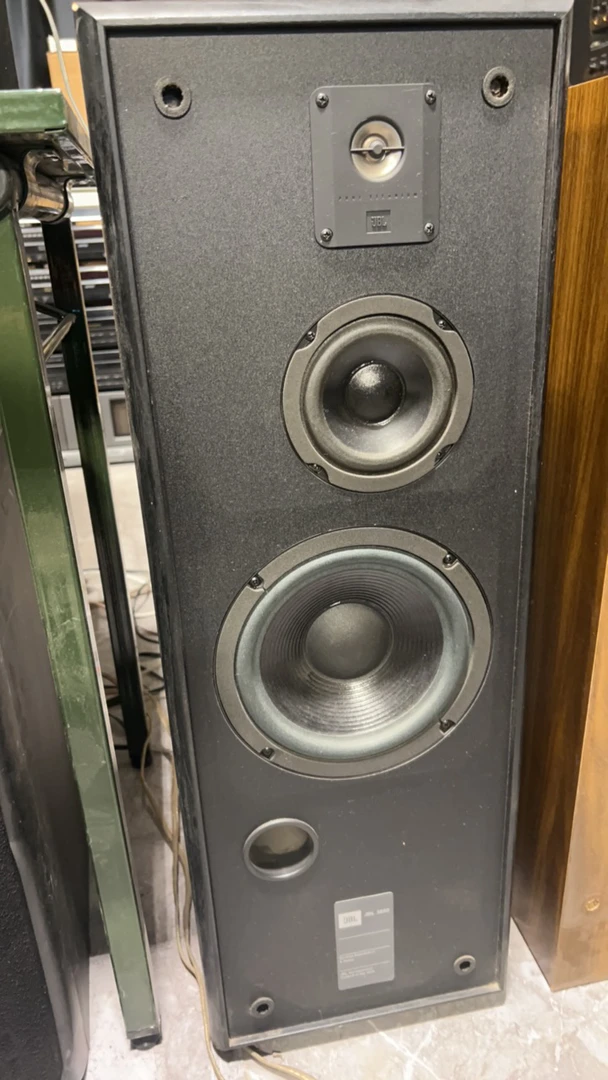8新  包邮 Jbl 3900落地箱一对 撕毁不退换