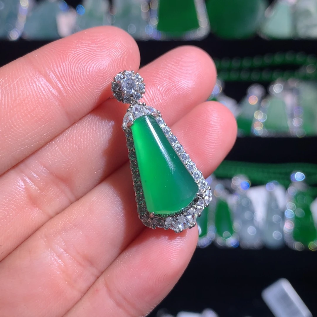 【闪购商品】翡翠银S925镶嵌颈饰天然翡翠