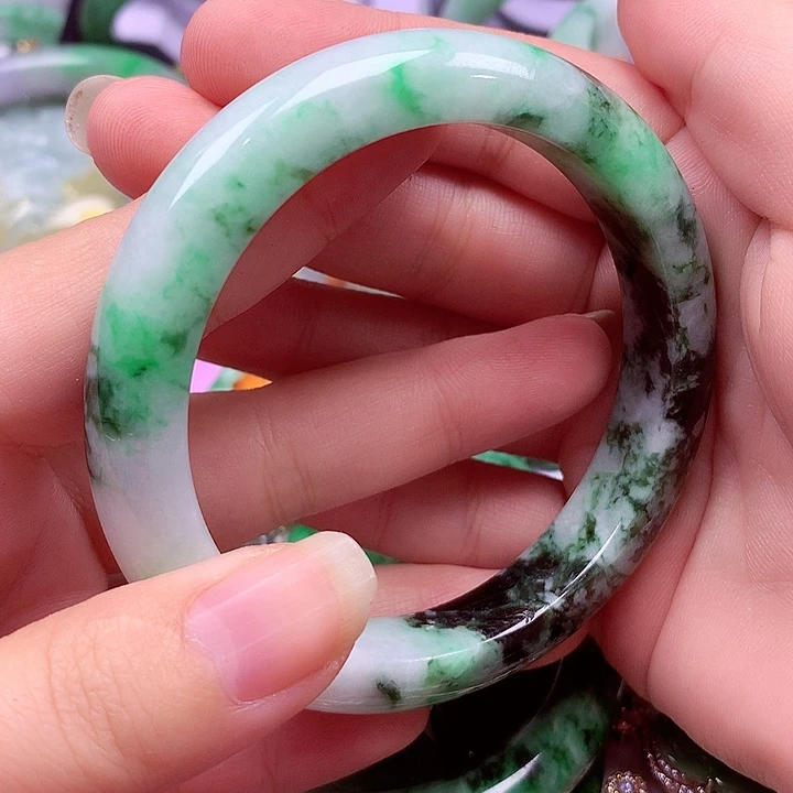 翡翠未镶嵌手镯翡翠手镯