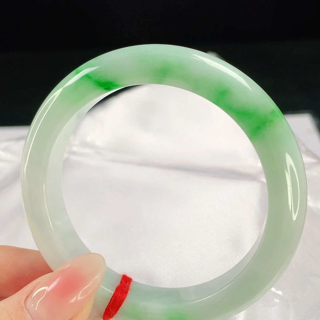 未镶嵌手镯翡翠812