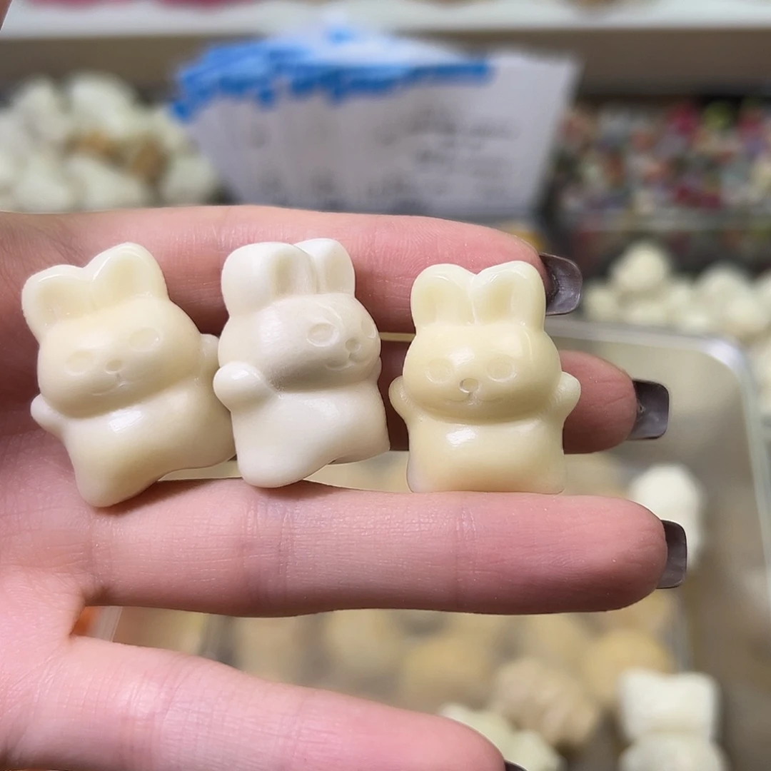 菩提根/象牙果手串瑕疵拥抱兔3颗