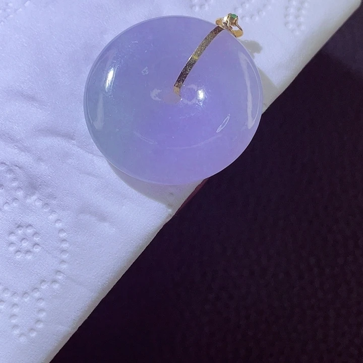 颈饰18K金镶嵌翡翠翡翠