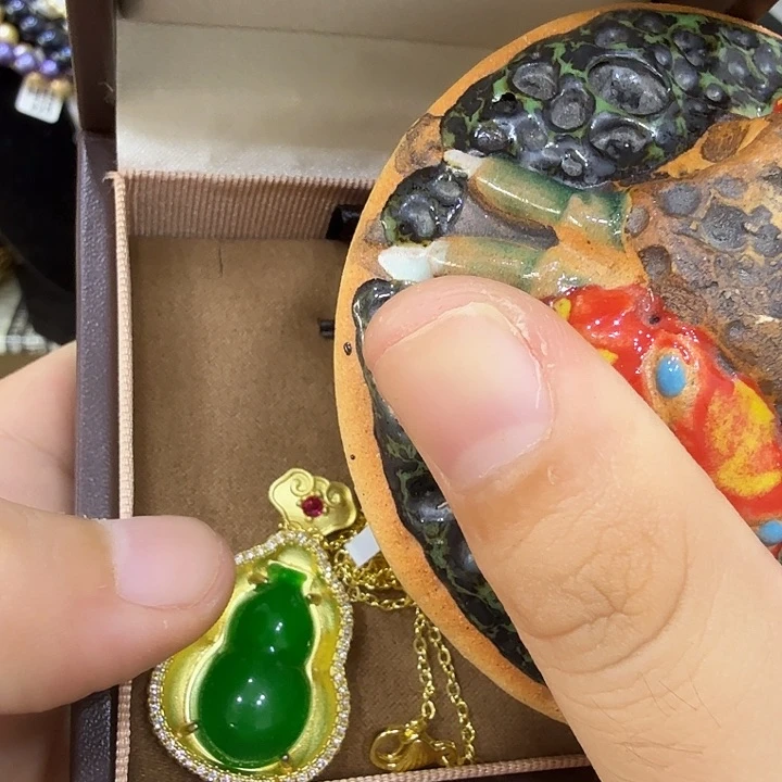 辉**和茶宠哈哈哈哈哈哈哈哈哈哈哈