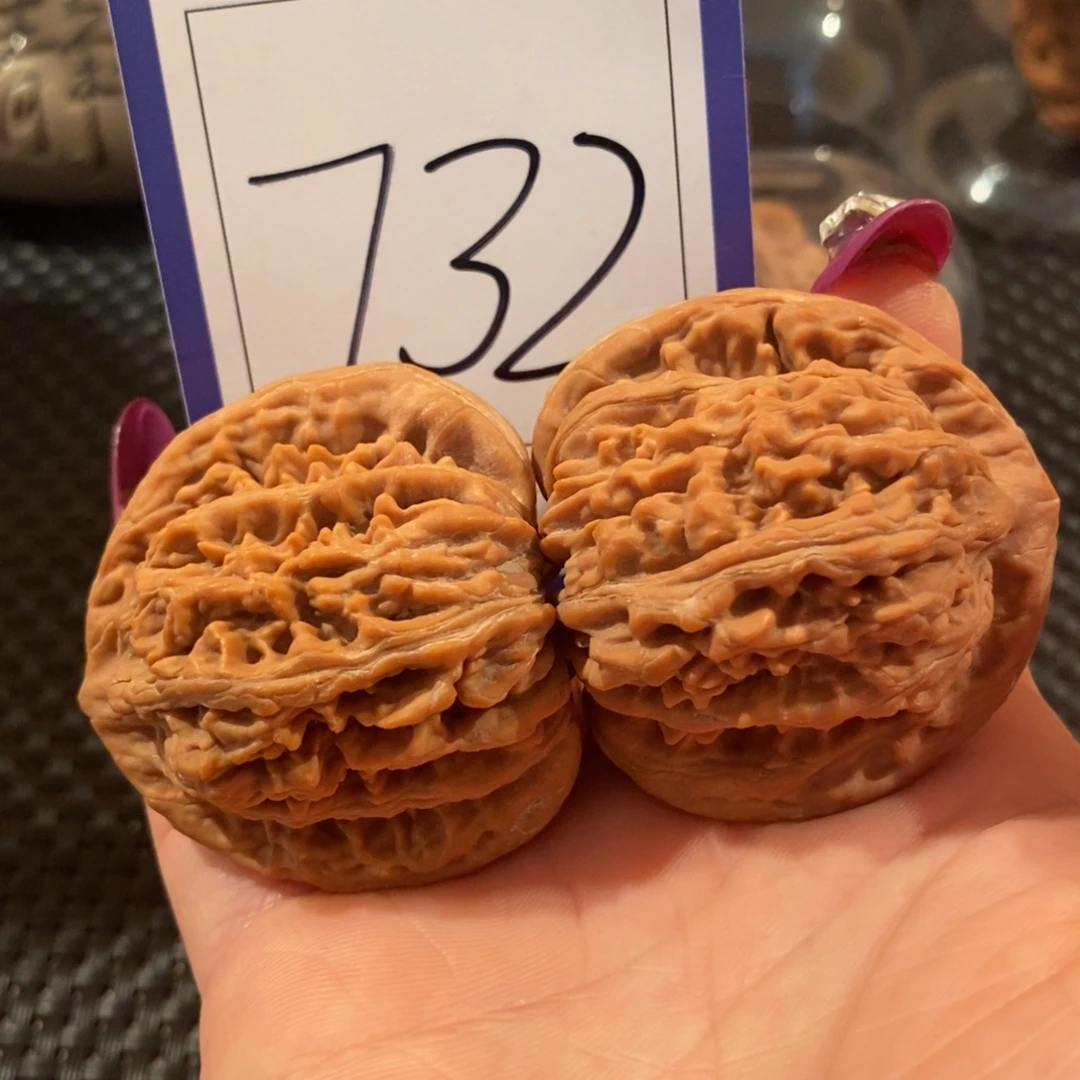 吊坠文玩核桃732三角四座楼44.5尺