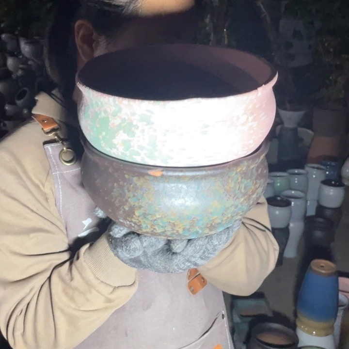 紫砂花盆口20高10瑕疵瑕疵