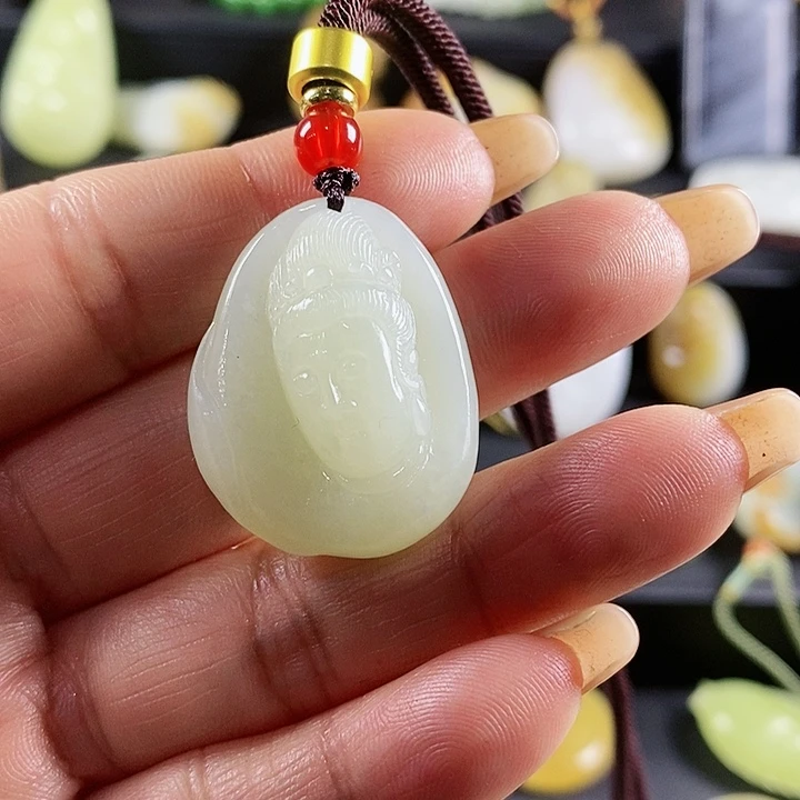 和田玉观音未镶嵌