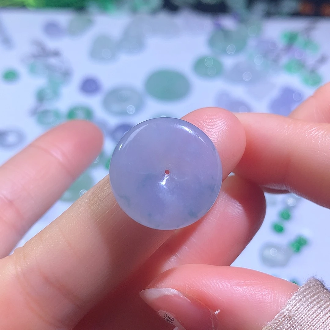 翡翠颈饰未镶嵌扣