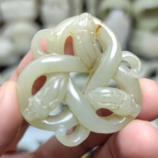 和田玉未镶嵌挂件