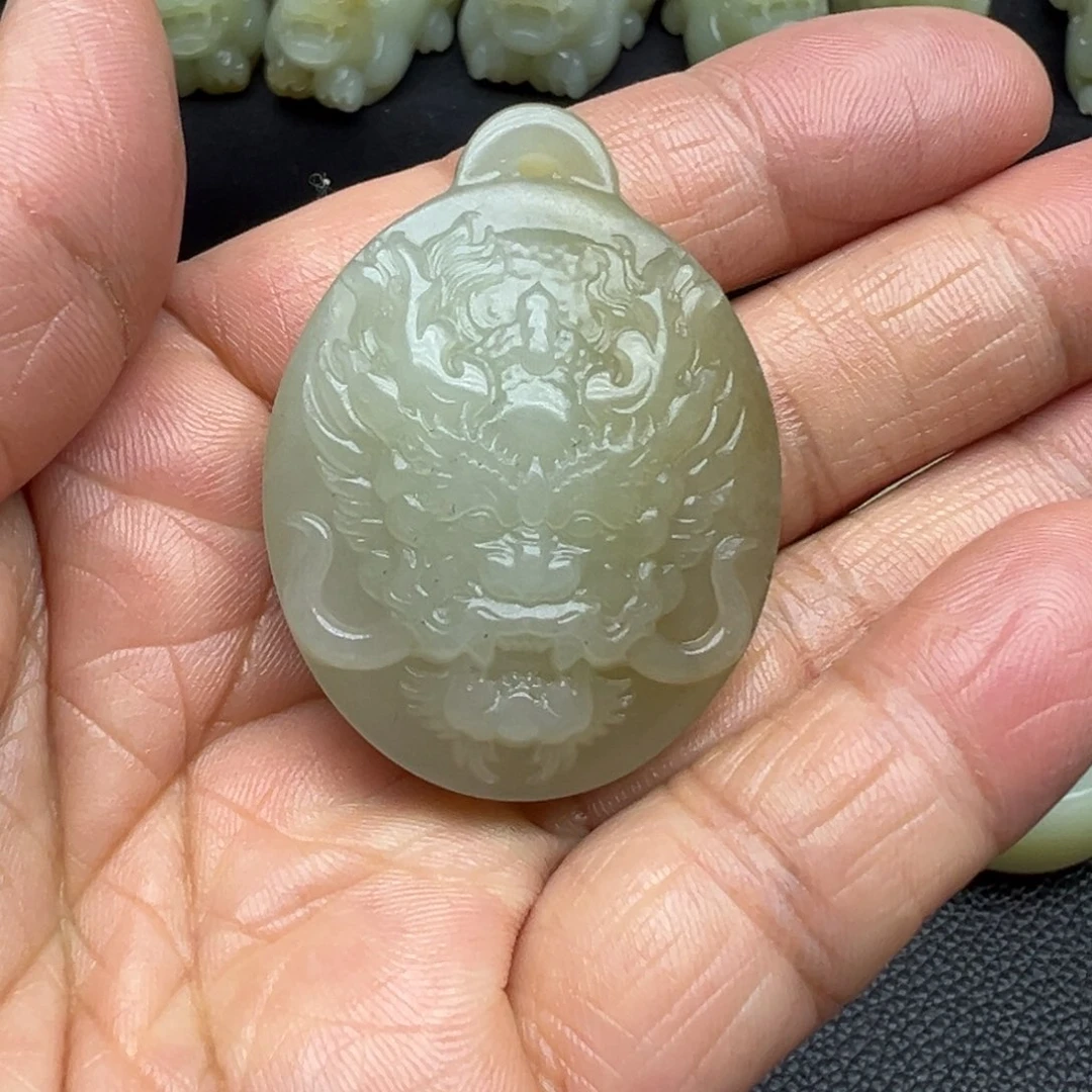 和田玉（糖玉）未镶嵌吊坠(不含链)