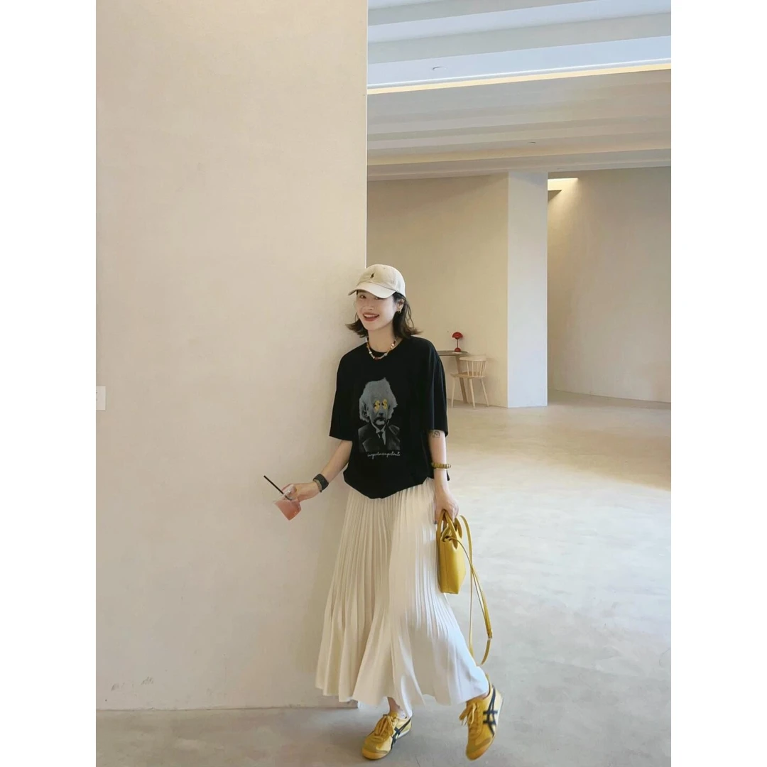 黑色圆领图案印花小众设计感上衣女装夏季短袖t恤半身裙套装女