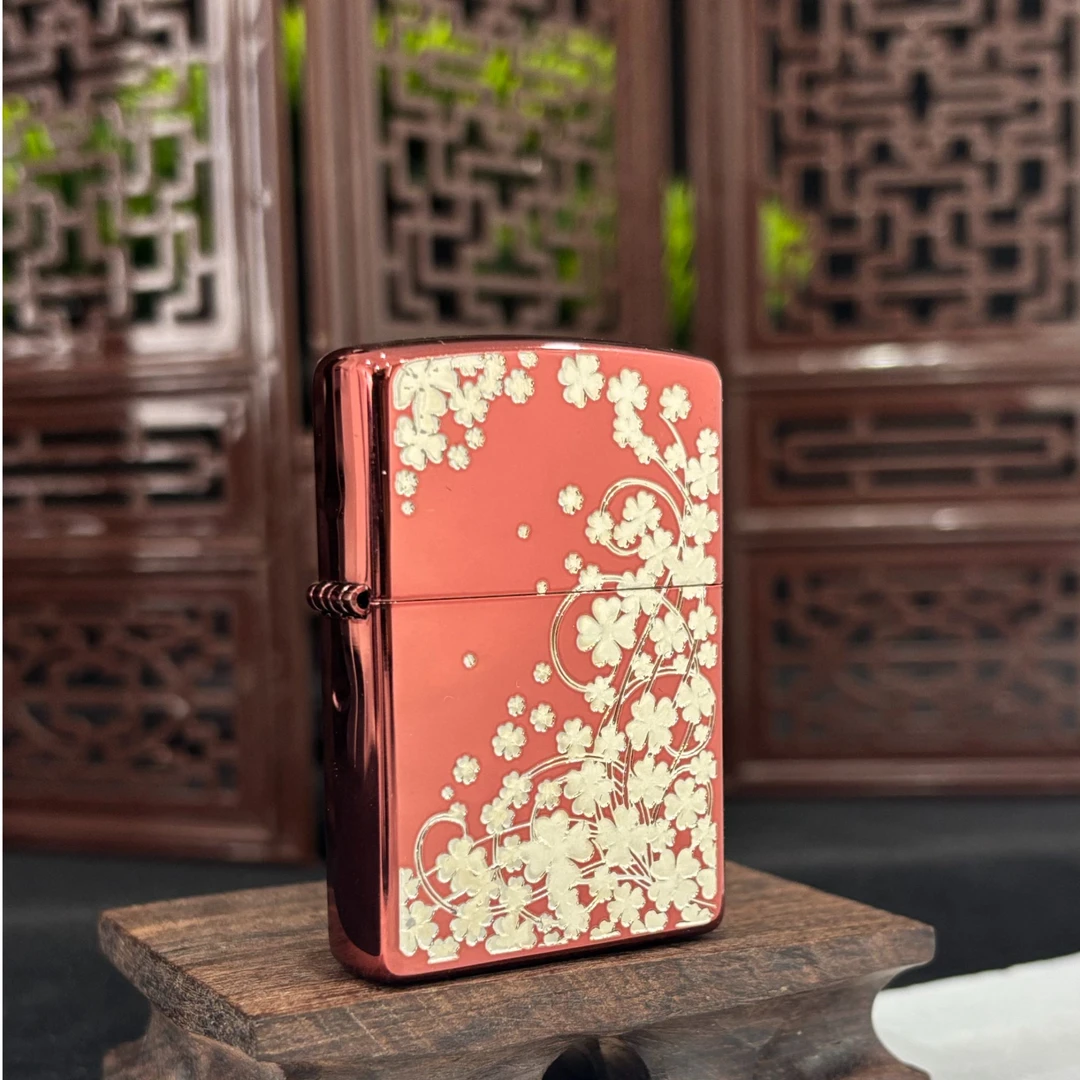 ZIPPO打火机 红钛镀银四叶草 煤油打火机 ZBT-3-45a MBJ1