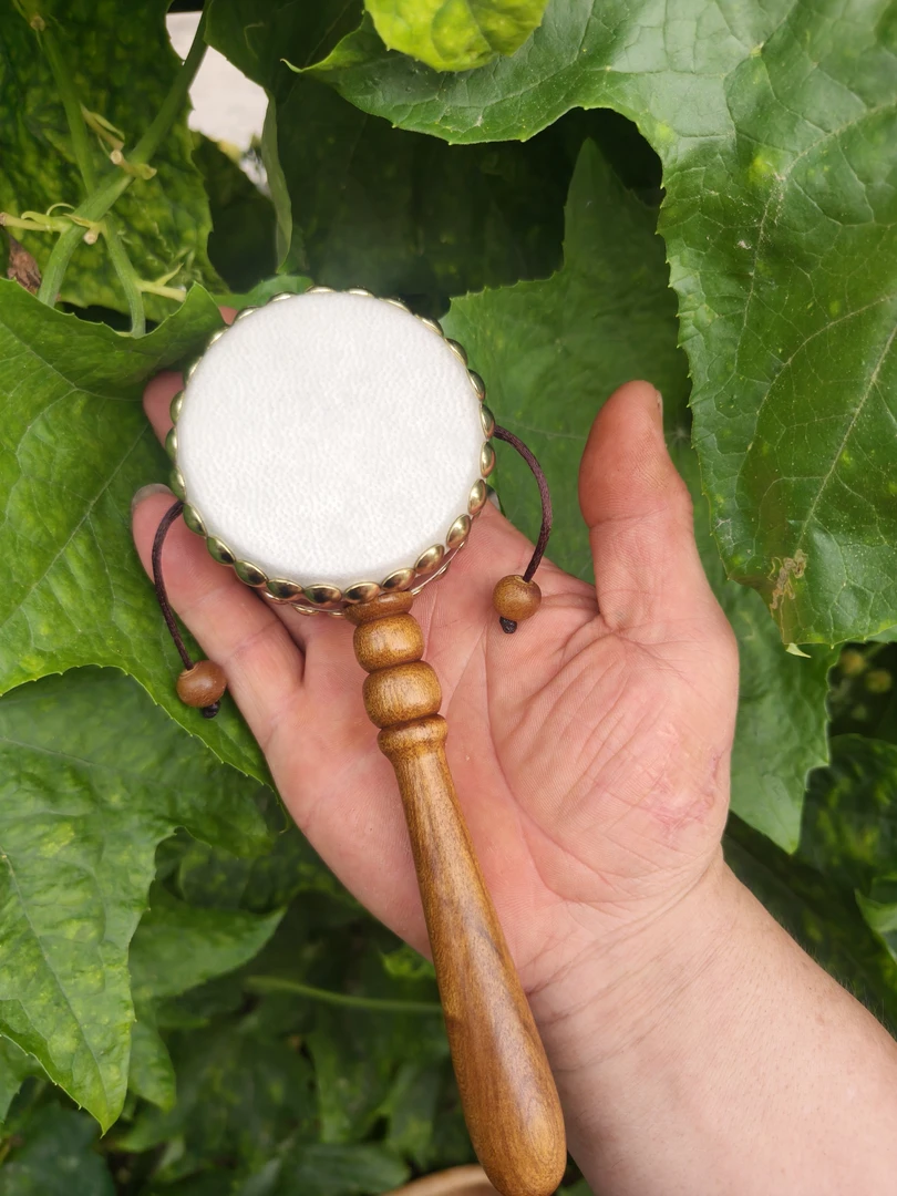 6cm原木原色金丝楠木婴幼儿白色羊皮非遗手工拨浪鼓-黄铜钉