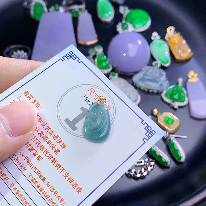 翡翠挂件18K金镶嵌44575745