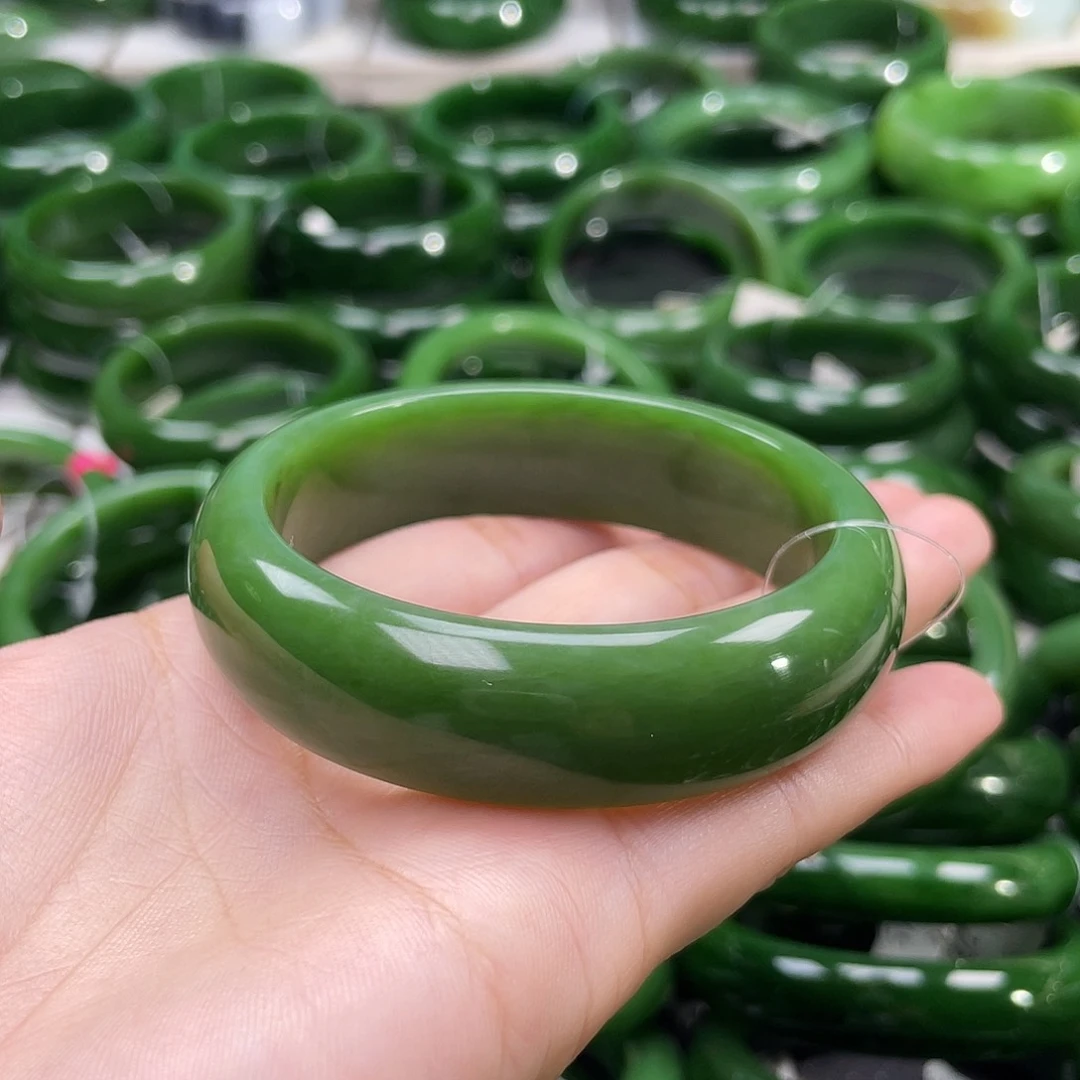 未镶嵌手镯和田玉（碧玉）豆**果
