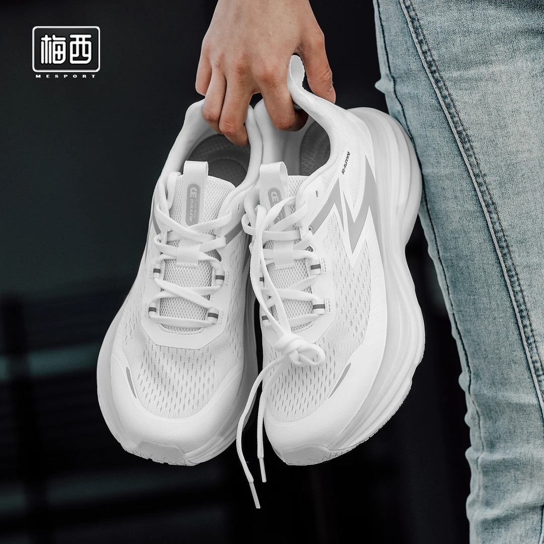 【卓老板自制】Lceland冰岛之春2025夏季透气网面减震跑鞋MC0520