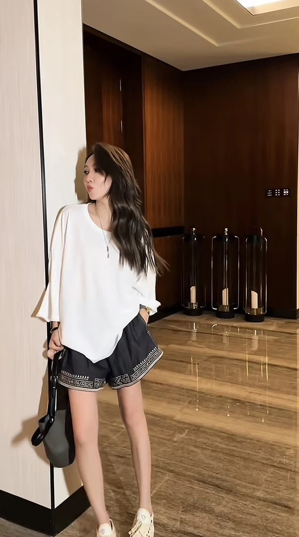 AMAZING IN | 亚麻x棉 | 松紧腰绣花短裤女A250326-SSFS-L0621