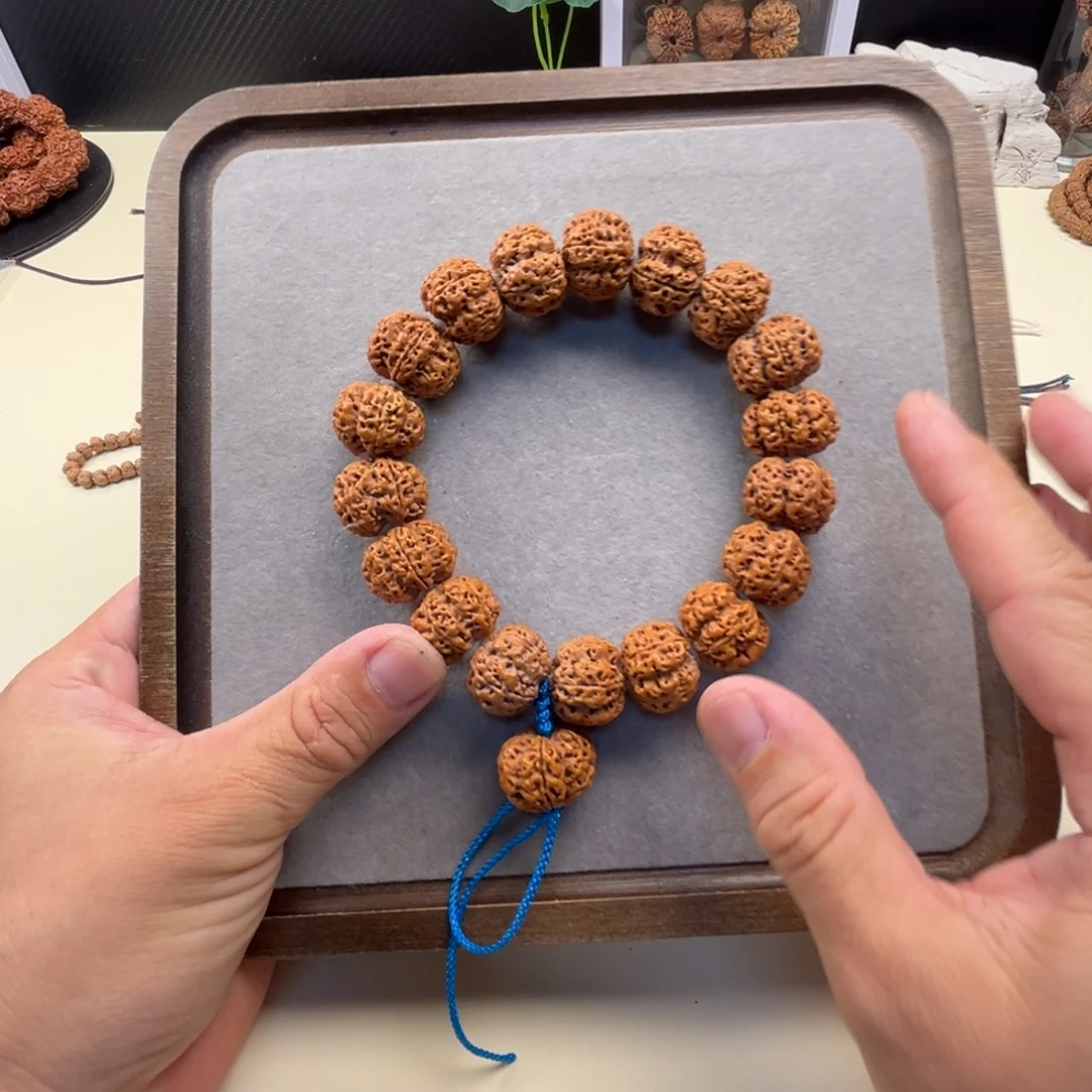 新***)吊坠金刚菩提大金航手持