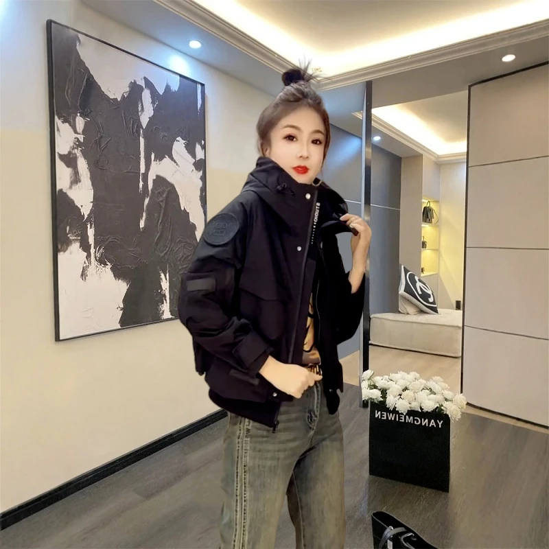 连帽冲锋衣女胖mm春秋季新款宽松百搭洋气夹克欧货拼接设计感外套