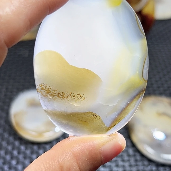 玛瑙/玉髓未镶嵌珠宝半成品