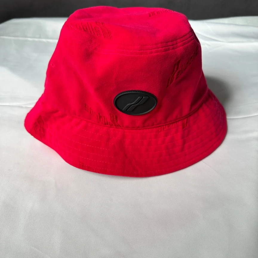 99新 MONCLER 微标标志 渔夫帽 男女同款情侣款 粉色