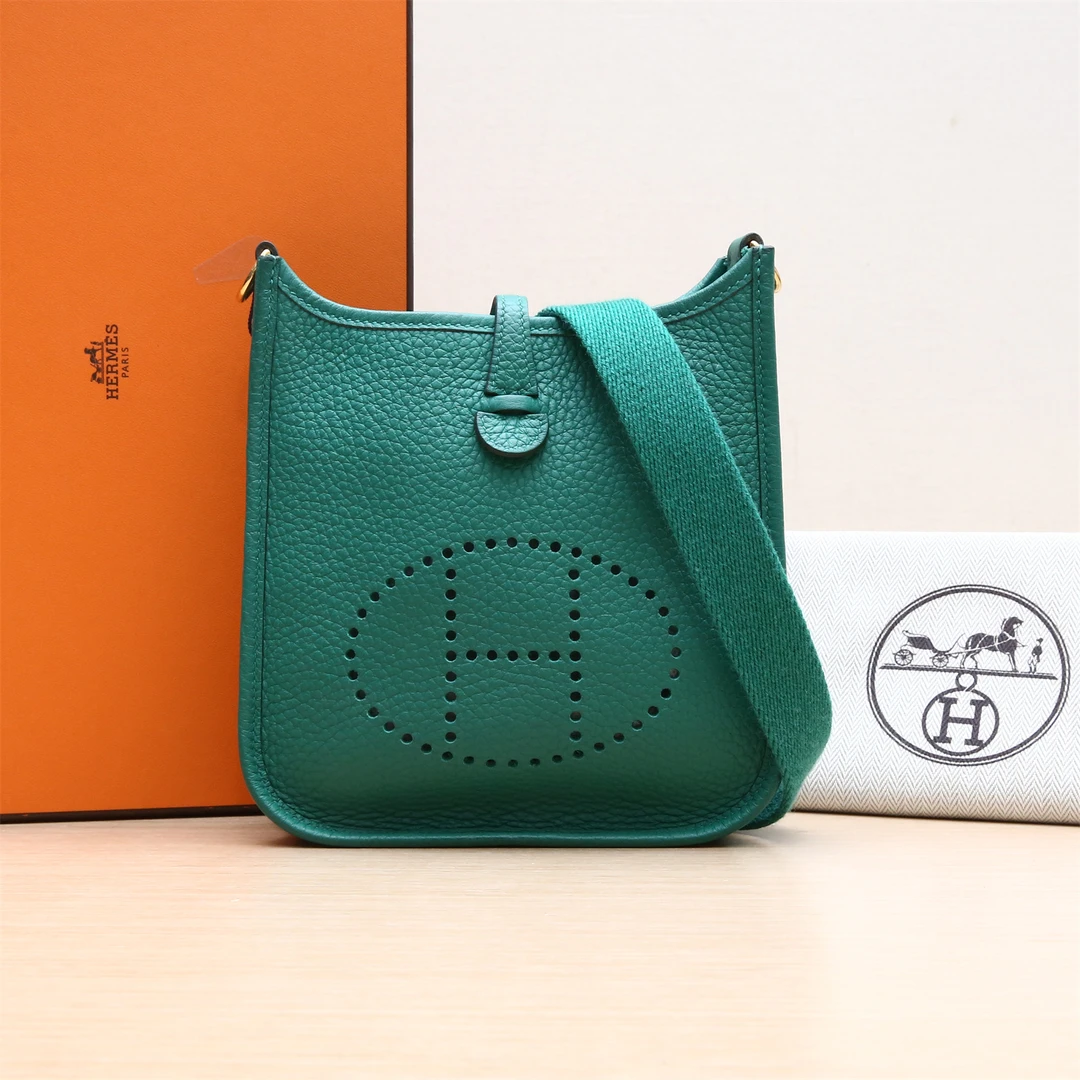 99新 Hermes/爱马仕 【黑黑】丝绒绿 TC皮 W刻 金扣