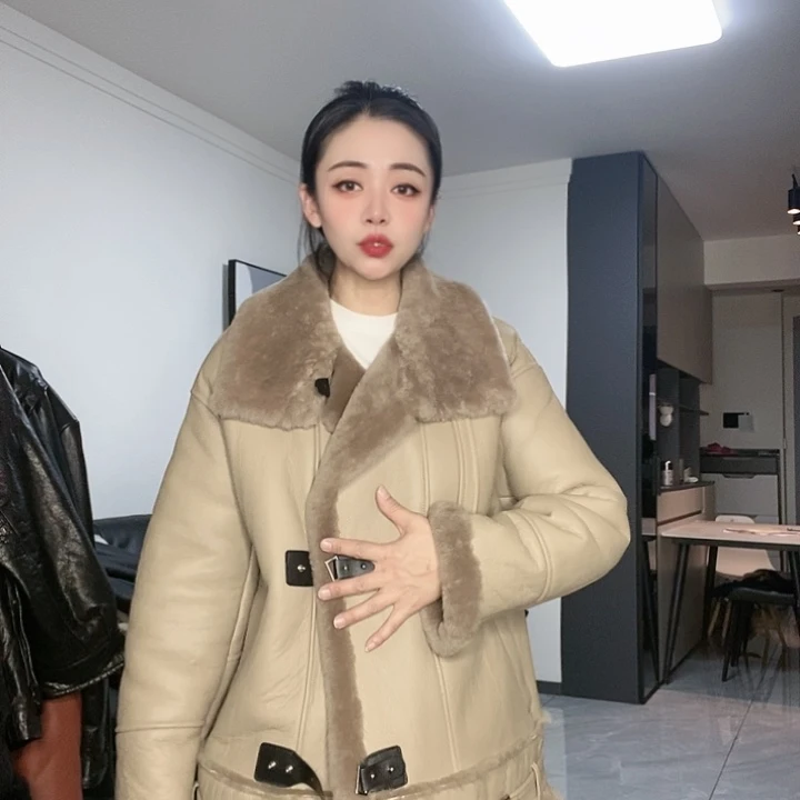 绵羊皮美丽奴皮毛一体微瑕L130斤内