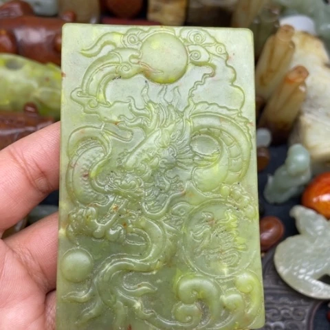 蛇纹石玉未镶嵌颈饰71