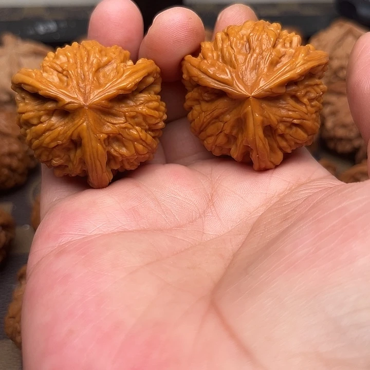 吊坠文玩核桃你们都在