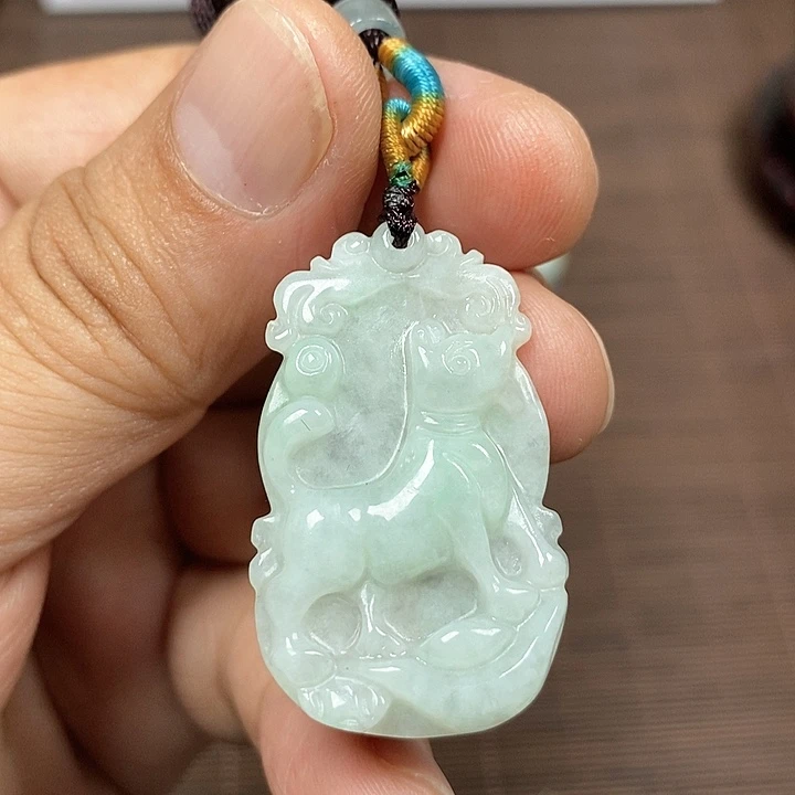 颈饰未镶嵌翡翠天然翡翠玉A货配证书