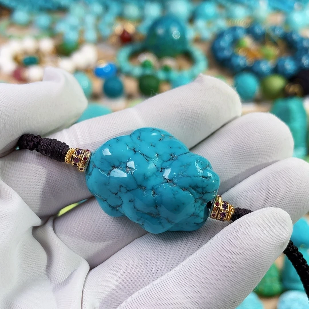 绿松石未镶嵌珠宝奇石