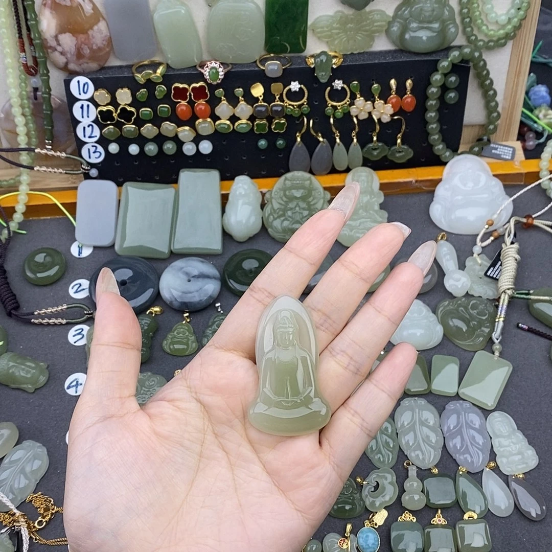 和田玉未镶嵌吊坠(不含链)