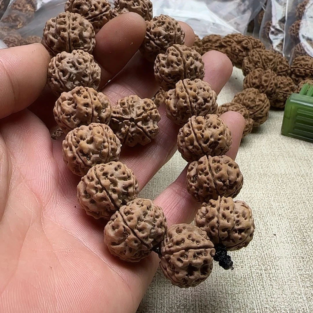 Y****金刚菩提手串1原生态古龙油皮铁籽