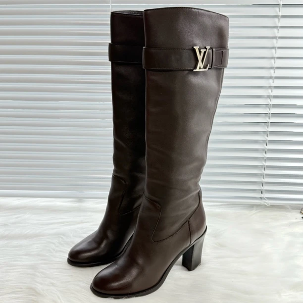 95新 LouisVuitton/路易威登 银扣长筒靴 38码 公价1.6w 70217