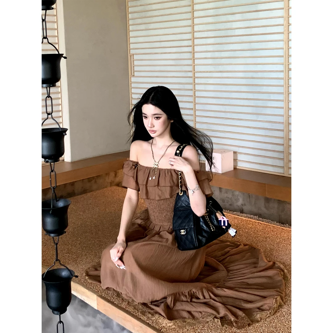 Barb Chill 一字领荷叶边吊带连衣裙纯欲辣妹公主长裙