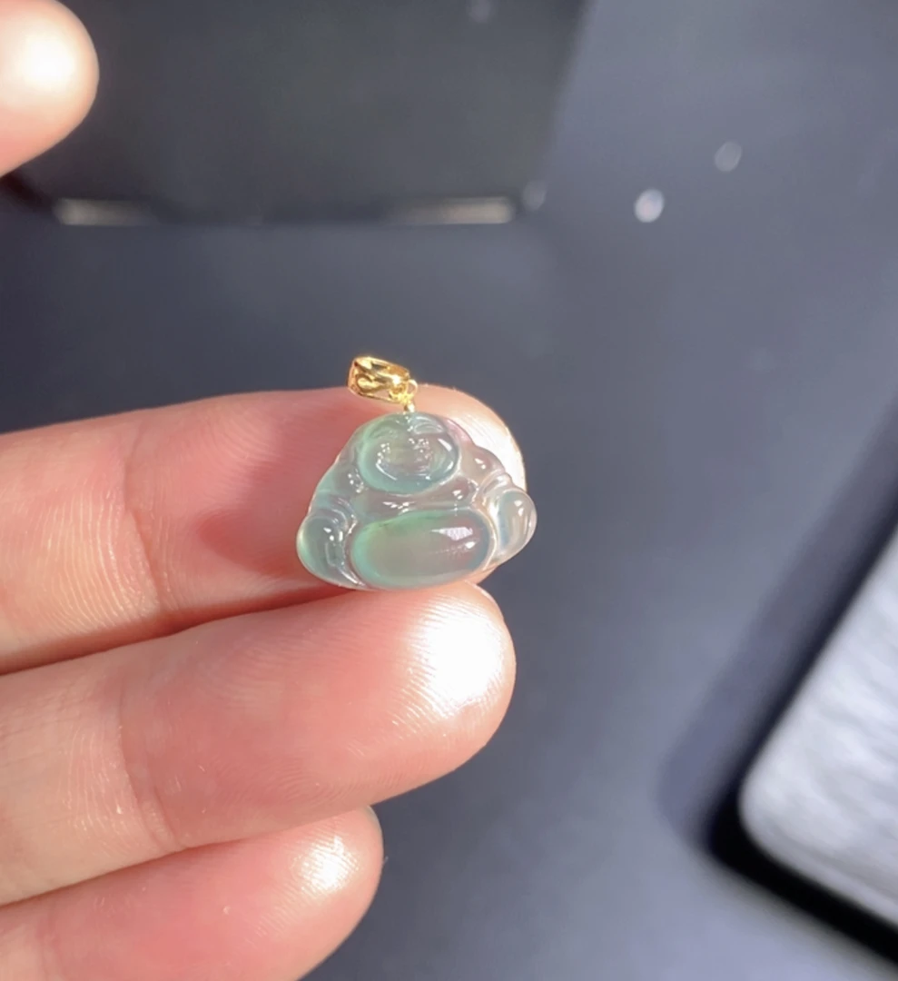 免费送！18k金佛公翡翠吊坠