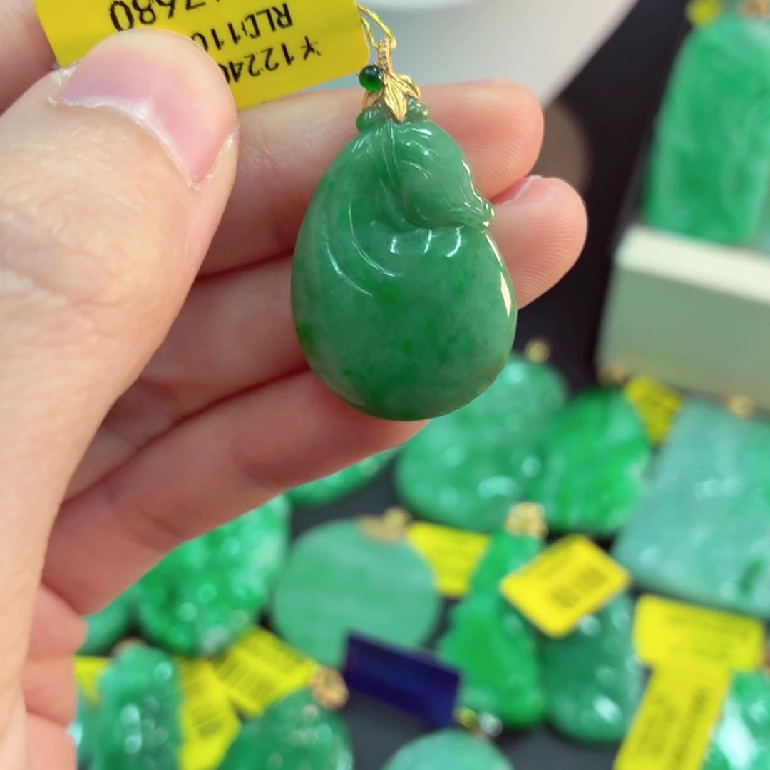 翡翠18K金镶嵌吊坠(不含链)