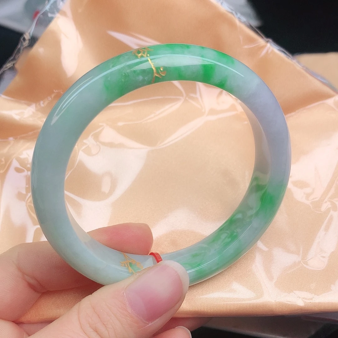 翡翠手镯未镶嵌8308xcvbn