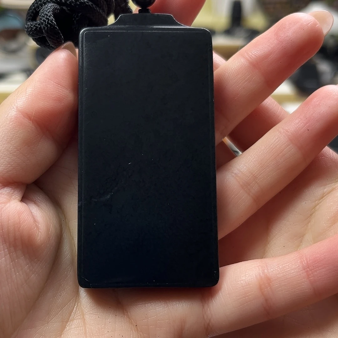 风***影和田玉（墨玉）未镶嵌颈饰48羊脂90克