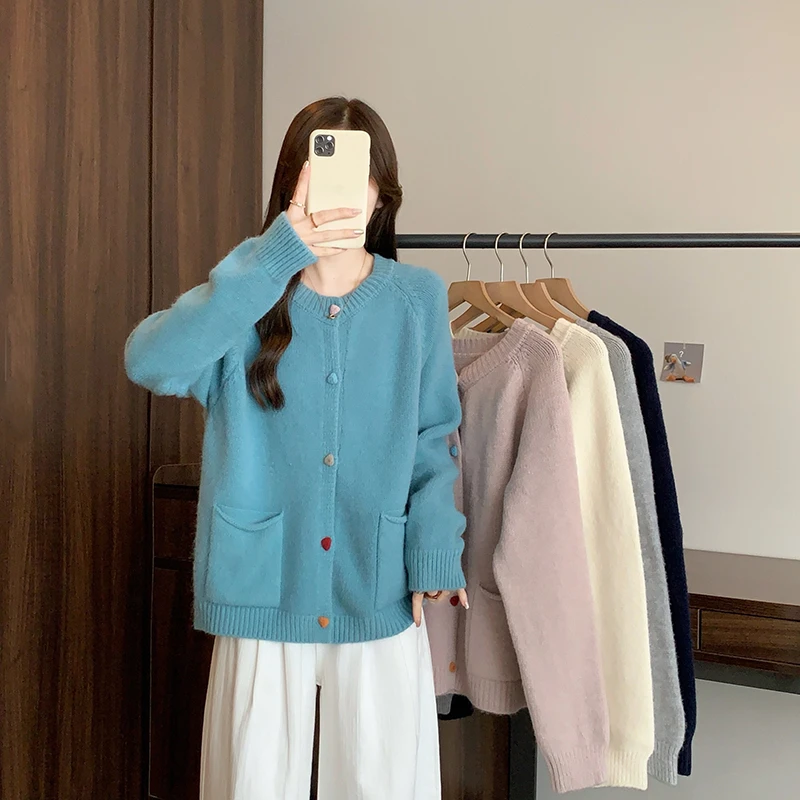 2025秋新款胖mm大码女甜美设计感彩虹纽扣软糯针织毛衣上衣36293