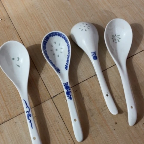 景德镇富玉陶瓷勺子1个随缘发