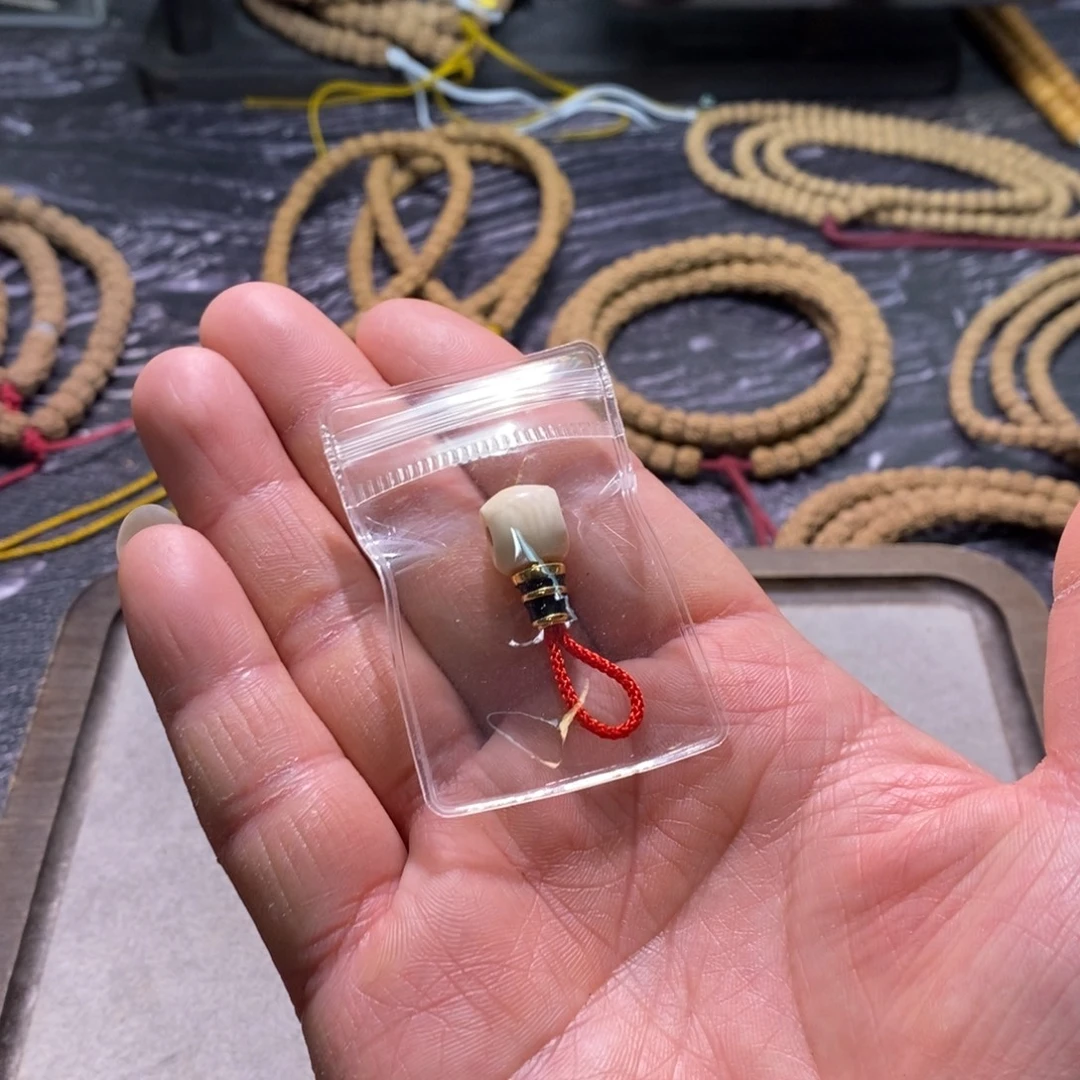 兀***.金刚菩提手串三通