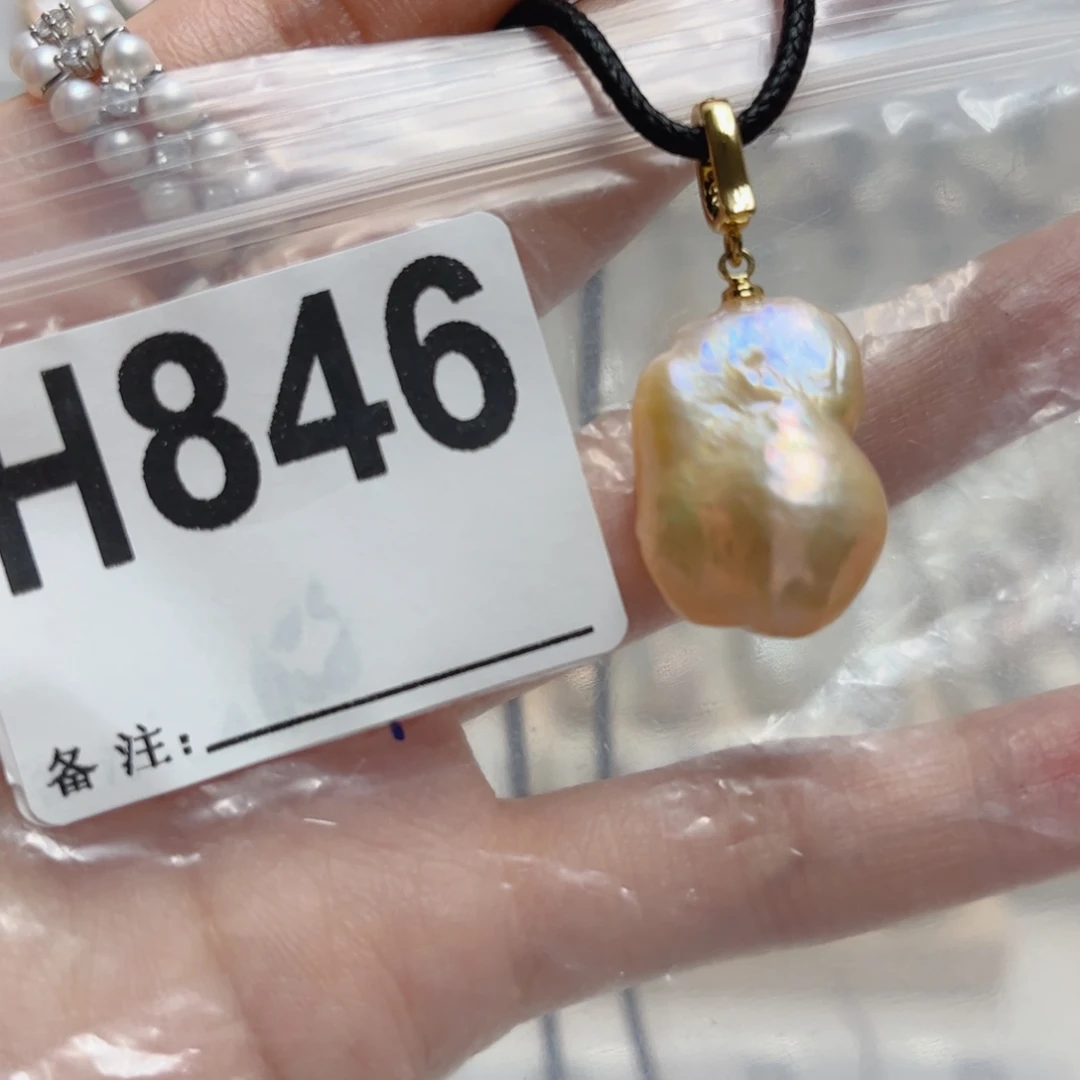 未镶嵌淡水珍珠颈饰